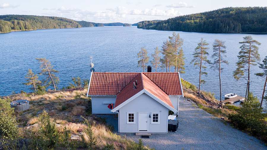 Ferienhaus Aarnes - top Lage direkt am Ufer des Hechtsees Øymarksjøen
